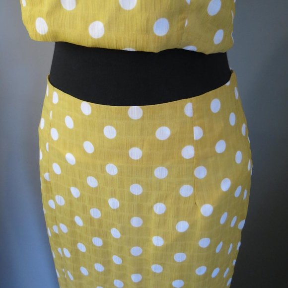 TOBY HEART GINGER - BAG GUESS CROP TOP & SELENA SKIRT - SIZE MED - NWTS - Picture 4 of 7